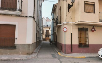 Renaturalización de calle urbana